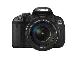 Lustrzanka Canon EOS 650D + obiektyw  18-135 STM