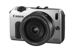 Aparat cyfrowy Canon EOS M srebrny + ob. 22 mm STM + adapter EF-EOS M + lampa 90EX  kopia