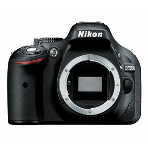 Lustrzanka Nikon D5200 czarny body